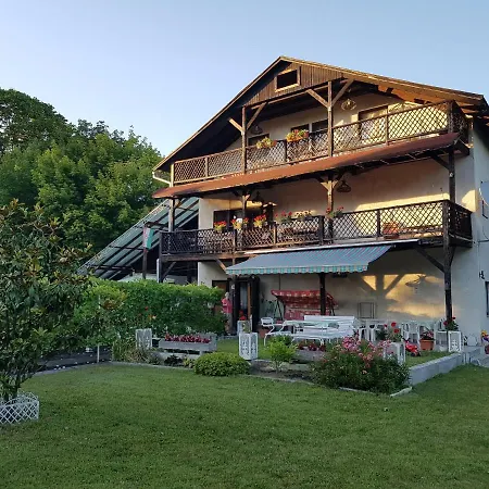 Bed & Breakfast Villa-negra Retro Panzio Balatonfoldvar